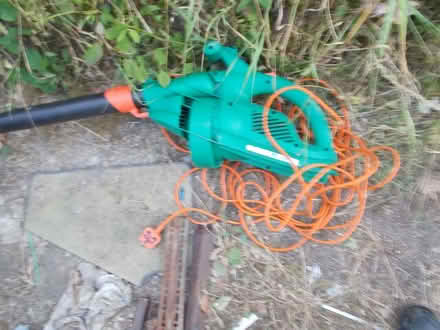 Photo of free Black and Decker Leaf Blower (Chedworth GL54) #3