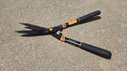 Photo of free Fiskar Garden Sheers (River Hill) #1