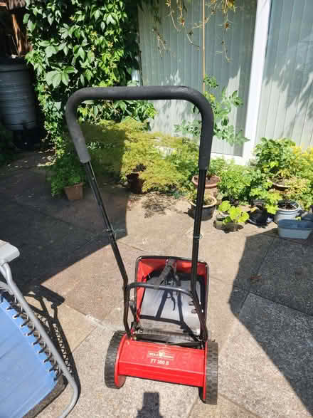 Photo of free Lawn Mower (Putnoe MK41) #1