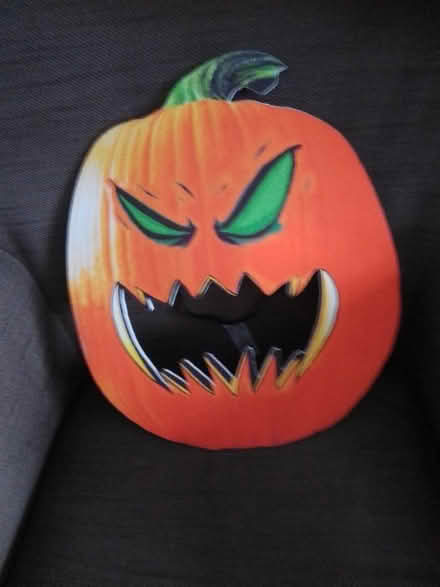 Photo of free Halloween š Mask or Decoration (Bewbush RH11) #1