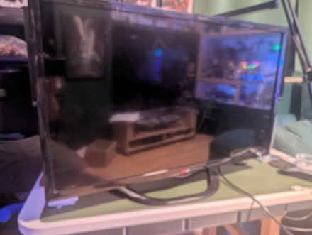 Photo of free LG Smart TV 32" (Harmans Water RG12) #1