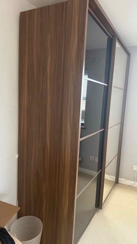 Photo of free Double sliding wardrobe - mirrored (Corringham SS17) #3