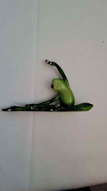 Photo of free Frog ornament (Sherrard's Green WR14) #1