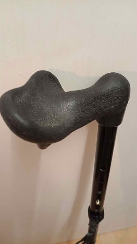 Photo of free right handed ergonomic handle walking stick (Boscombe BH5) #3