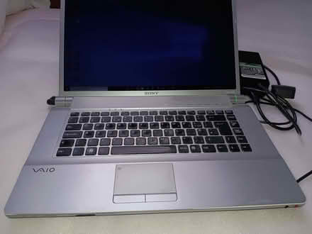 Photo of free Sony Vaio laptop (Brookman's Park AL9) #1