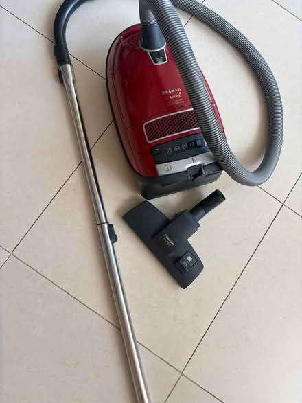 Photo of free Miele hoover (cat & dog )edition (East molesey KT8) #1
