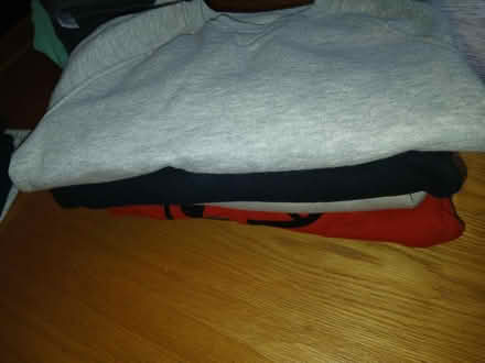 Photo of free Age 2 sweatshirts (Parkhead EH11) #1