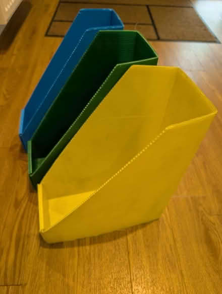 Photo of free A4 file holders, set of 3 (Dumbreck G41) #2