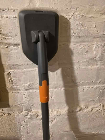 Photo of free extension pole scrubber/mop (South Ozone Park) #2