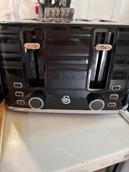 Photo of free Kettle and toaster (Lancing BN15) #1