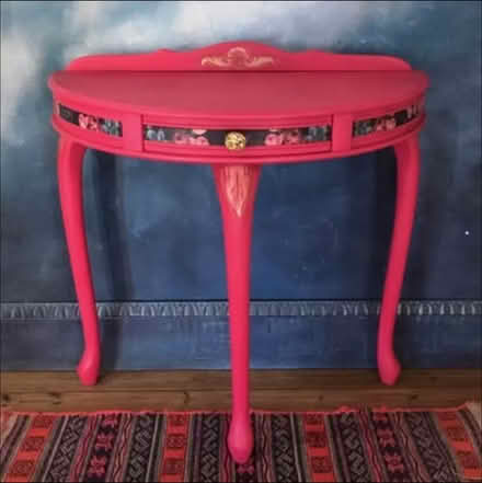 Photo of free Vintage queen Anne legs console (oxford OX4) #2