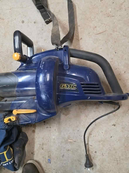 Photo of free Powerfull 240v 2way blower/vacuum (Hampton) #2