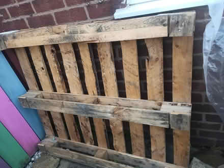 Photo of free Large wooden pallet (stalybridge SK15) #2