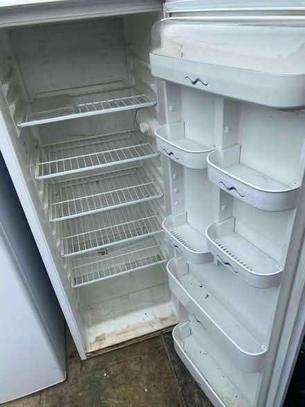 Photo of free Fridge & Freezer (Watford WD25) #2