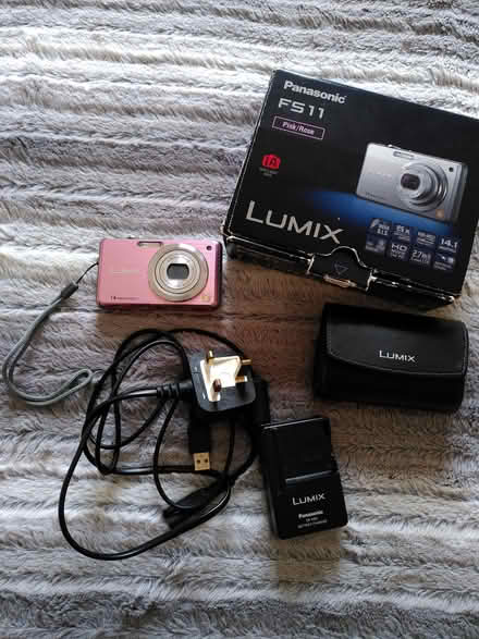 Photo of free Small Digital camera (Whitehill EH22) #1
