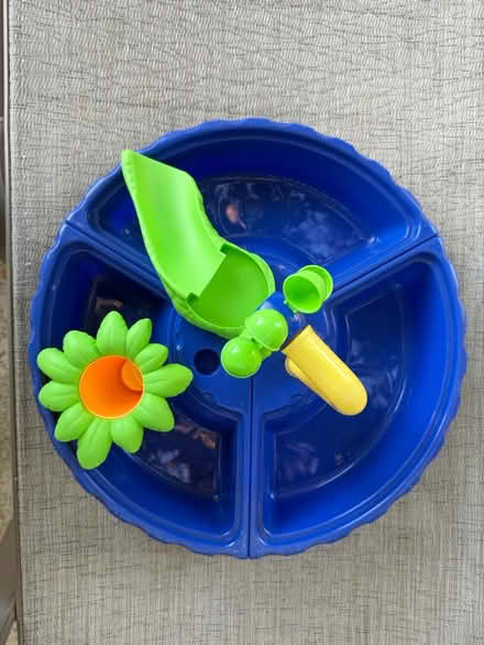 Photo of free Blue Sand and Water Table (1075 Valencia Avenue) #2