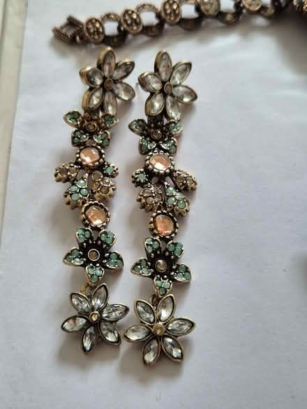 Photo of free Costume jewelery (Douglas) #4