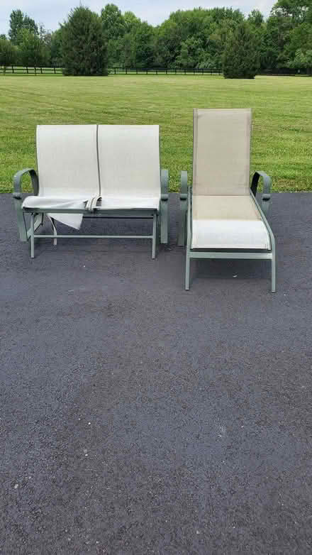 Photo of free Outdoor furniture (South of Lovettsville) #3