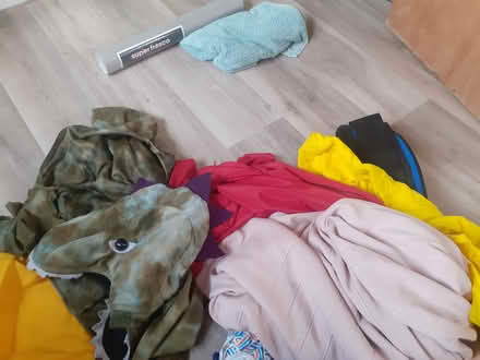 Photo of free Pieces of fabrics (Handsworth B21) #1