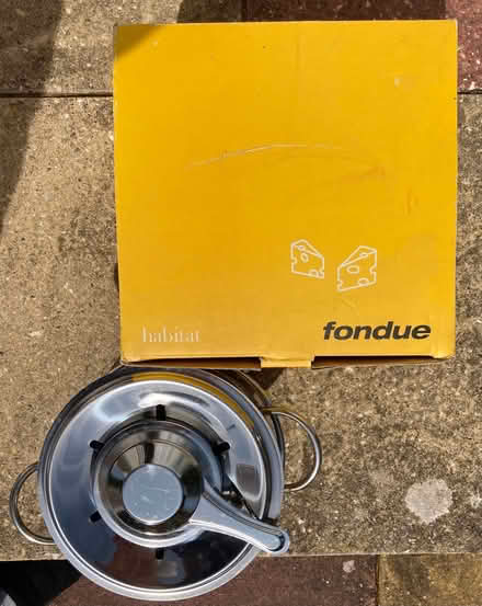 Photo of free Habitat Fondue set (Barton OX3) #2