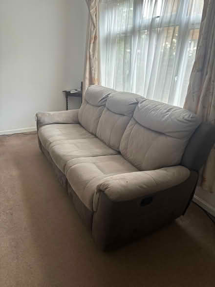 Photo of free Sofa (Cambridge CB4) #2