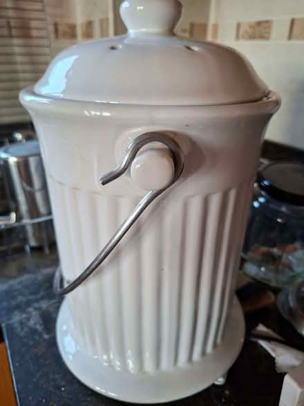 Photo of free compost caddy (Wethersfield CM7) #1