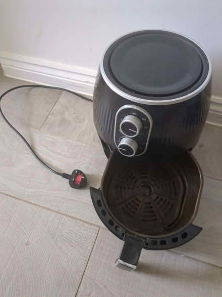 Photo of free Air Fryer (Eastleigh SO50) #2