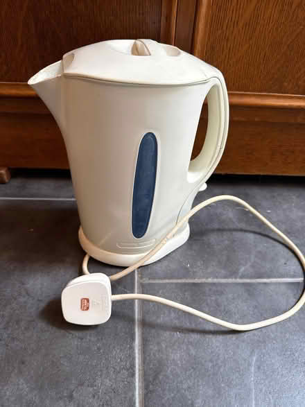 Photo of free Morphy Richards white kettle (Central Watford WD17) #1
