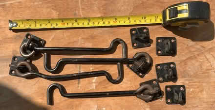 Photo of free metal stays (Westcliff-on-Sea (SS0)) #1
