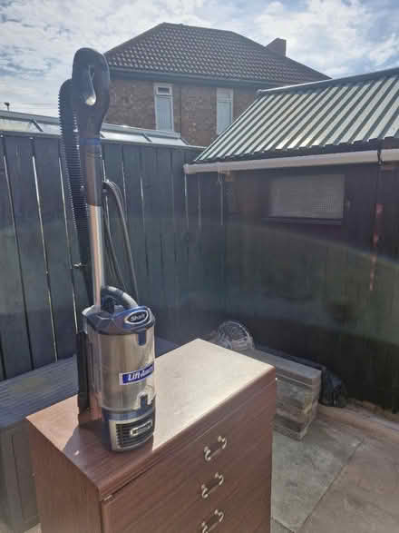 Photo of free Shark lift away motor (Gilesgate DH1) #1