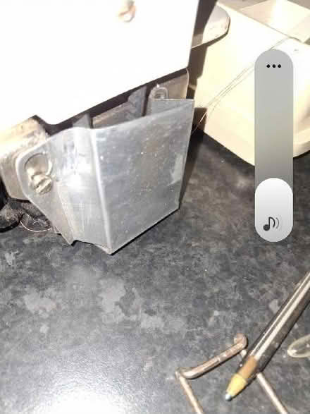 Photo of free Vintage Italian Sewing Machine NEEDS REPAIR (Kentish Town NW5) #3