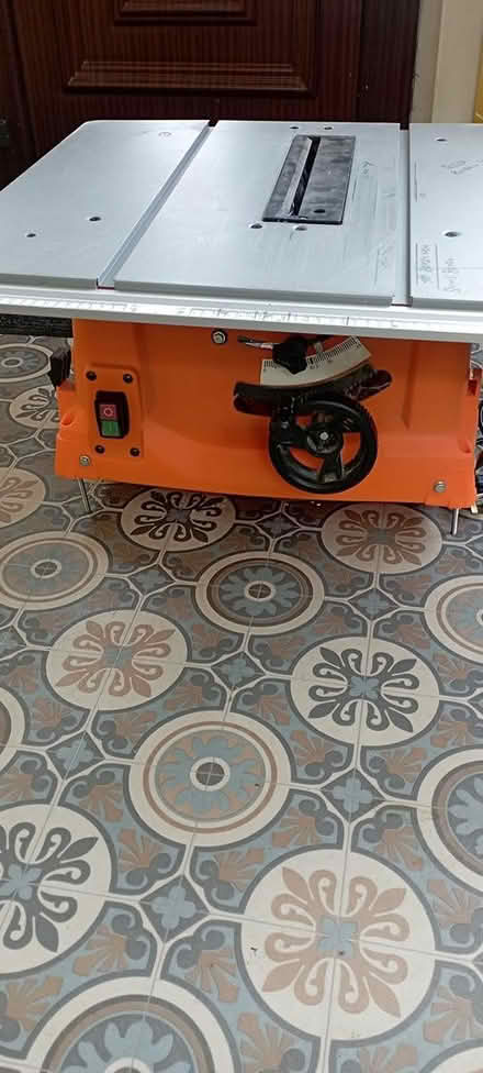 Photo of free Bench-top table saw faulty (Musselburgh EH21) #2