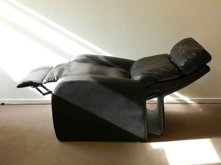 Photo of free Recliner (Doune FK16) #1
