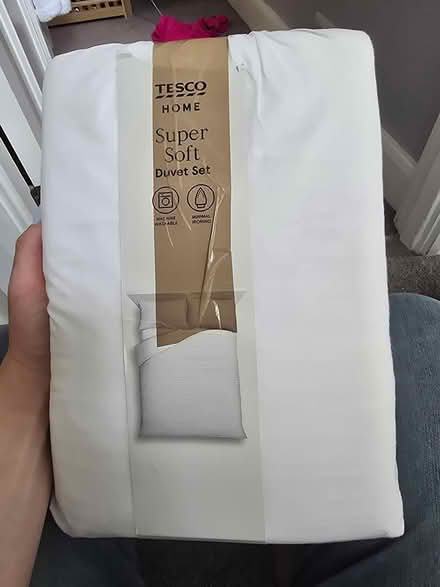 Photo of free King size duvet set (Potters Bar EN6) #1