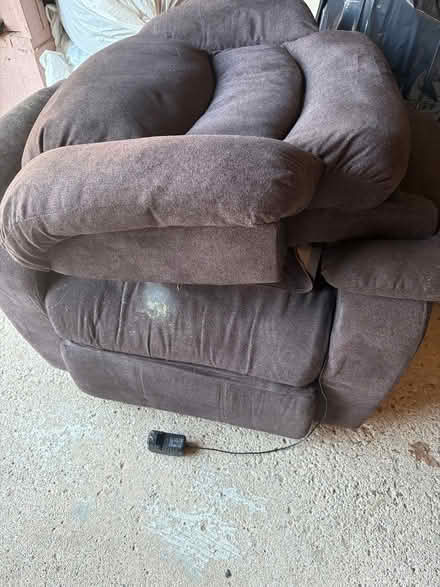 Photo of free Large massage chair (L5L 5P5) #2