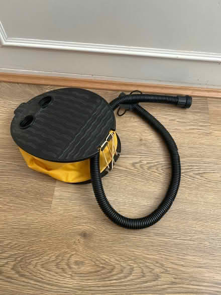 Photo of free Foot Pump (Wivenhoe CO7) #1