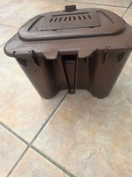Photo of free Kitchen compost caddy (Chingford Mount E4) #2