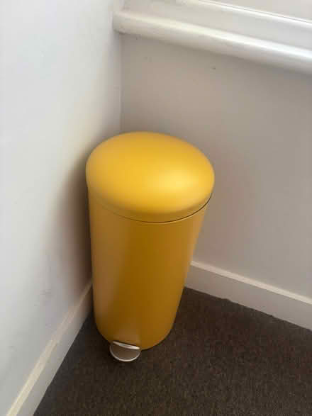 Photo of free Yellow bin (Streatham SW16) #1