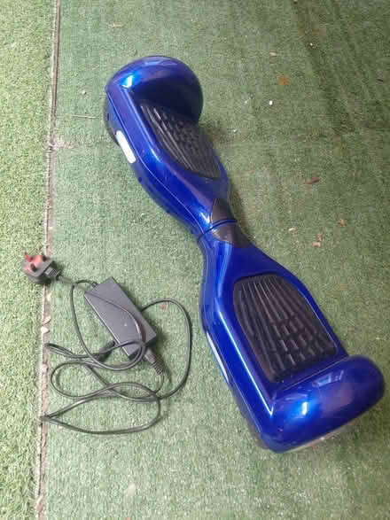 Photo of free Old hoover board (South Croydon CR2) #1