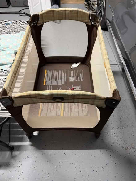 Photo of free Graco pack n' play (Union City Blvd.) #1