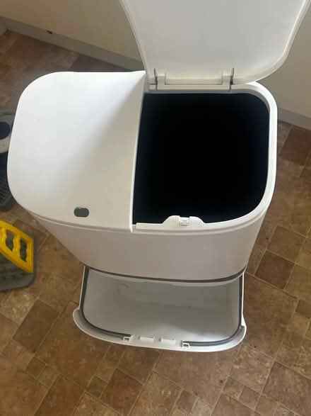 Photo of free Double bin (Arborfield RG2) #2