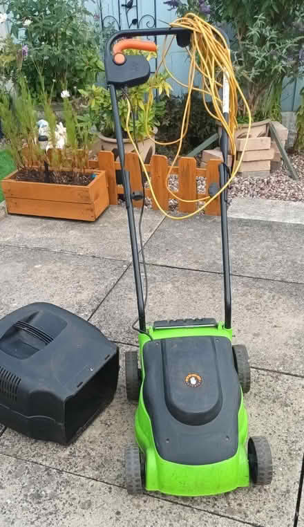 Photo of free Electric Lawnmower (Waterthorpe S20) #2