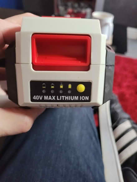 Photo of 40 v cobra battery (Leadgate DH8) #2