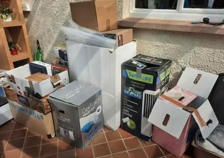Photo of free Boxes 📦 (Dog Village EX5) #1