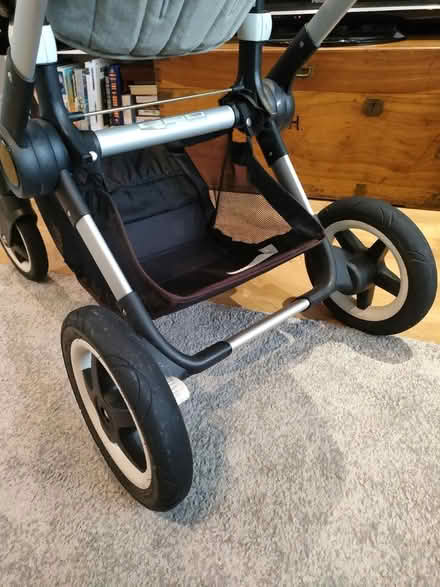Photo of free Bugaboo Buffalo Stroller (Kendal, LA9) #4