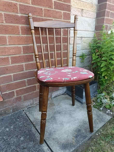 Photo of free pair of chairs (Bramhall SK7) #1