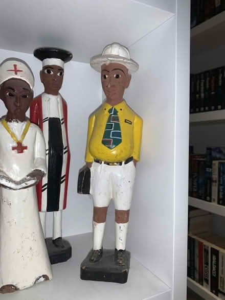 Photo of free south african colon figures/statues (Camden tube station NW1) #4