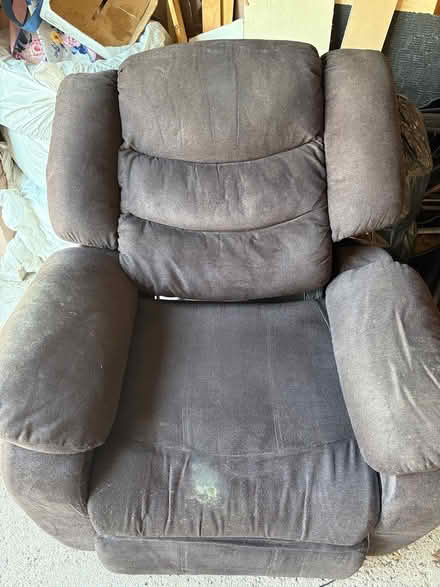 Photo of free Large massage chair (L5L 5P5) #1