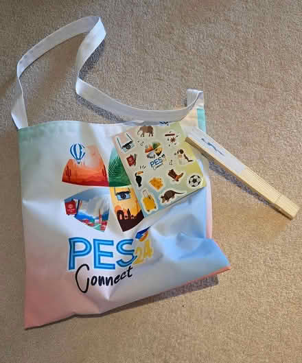 Photo of free Brand new, unused tote bags (South Keys/Greenboro) #2