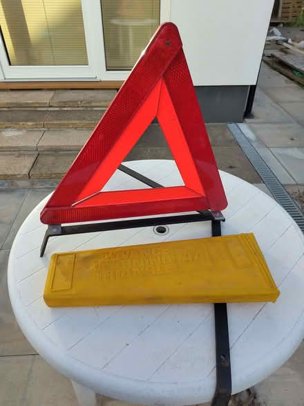 Photo of free Car Warning triangle. (Fulwood PR2) #1